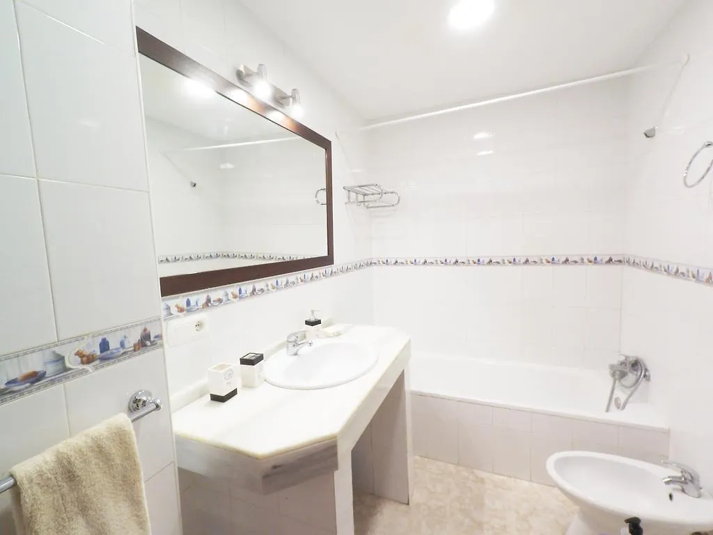 Apartamento Gigantes Apartment Malaga