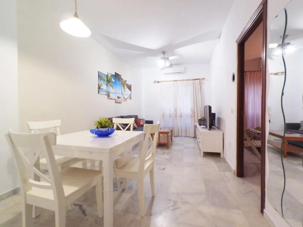 Apartamento Gigantes Apartment Malaga