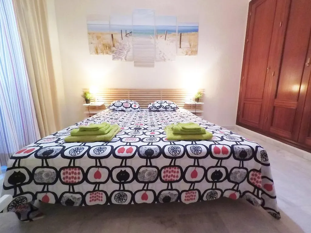 Apartamento Gigantes Apartment Malaga
